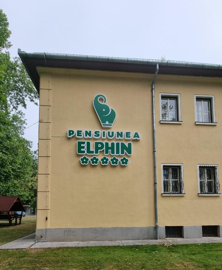 Pensiunea Elphin Târgu-Mureş Екстериор снимка